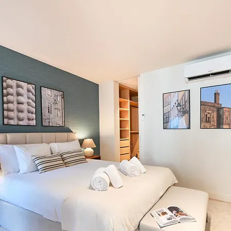 Amália Rodrigues - Casa Do Fado By Sé Braga