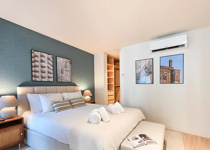 Amália Rodrigues - Casa Do Fado By Sé Braga